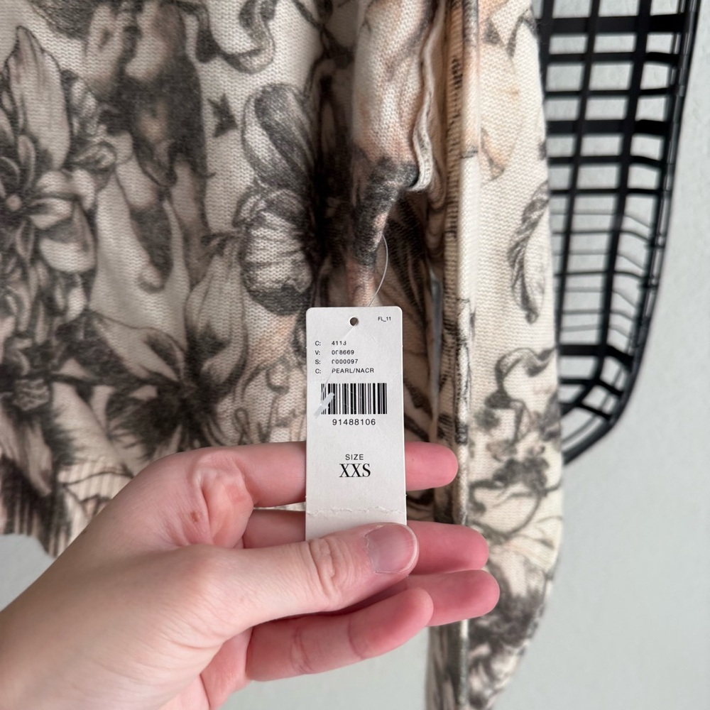 Anthropologie pilcro alani cashmere mock neck sweater angel motif print - Picture 4 of 12